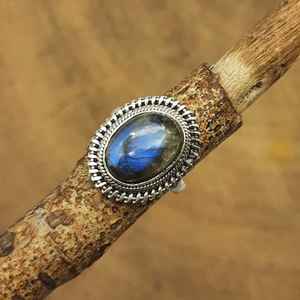 Nueva llegada diseñador bohemio 925 anillo de bodas de plata esterlina labradorita Natural de alta calidad incrustaciones de perlas de corte ovalado para fiestas - Product Image 1