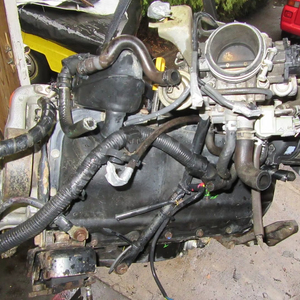 เครื่องยนต์อลูมิเนียม2TZ FE แบบทนทานสำหรับรถยนต์ตัวเลือกดีเซลและเบนซิน4สูบ - Product Image 1