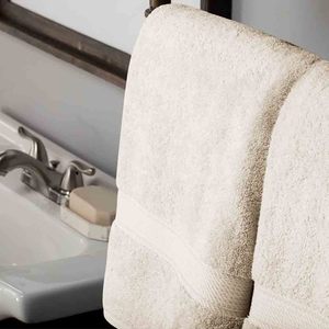 Hotel Spa <b>Bath</b> <b>Towel</b> 100 Percent Cotton Luxury Plush Highly Absorbent Quick Dry <b>Large</b> <b>Towels</b> for Resort Household and Gym Use - Product Image 2