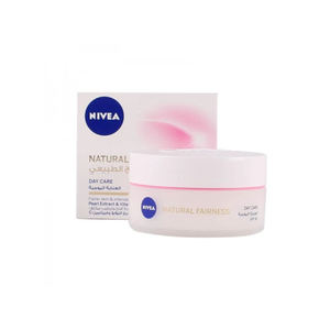 Crema Aclaradora de Piel Avanzada de Uso Diario para una Piel Suave y Radiante Nivea, para una Piel Más Clara y Brillante para Mujeres, Hecha en Alemania - Product Image 2