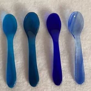 Couverts en bois de bouleau faits à la main, écologiques et personnalisés, cuillère et fourchette, vaisselle pour les mariages - Product Image 1