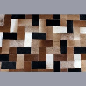 Alfombra de Cuero Vacuno Geométrica Hecha a Mano para Sala de Estar o Pasillo - Product Image 5
