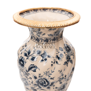 Jarrón de latón dorado de lujo con cuerpo de porcelana Floral, diseño clásico europeo y base dorada decorativa adornada - Product Image 4