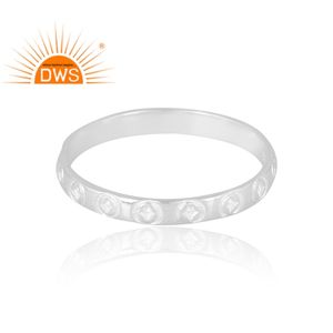 Anillo de plata esterlina 925 con diseño hecho a mano para mujer, diseños personalizados, joyería para mujer, regalo para ella. - Product Image 4