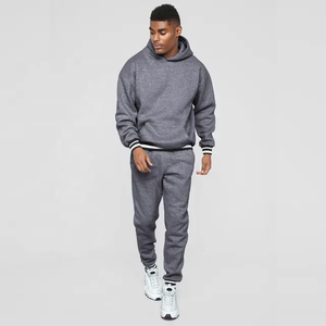 Nouveau modèle Survêtements de jogging 2 pièces grande taille pour hommes et femmes Ensembles de survêtements d'hiver pour l'entraînement - Product Image 4