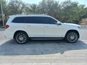 รถเมอร์เซเดส-เบนซ์ มินิ ไฮเอซ ไฮบริด SUV ปี 2021 รถมือสอง ระบบขับเคลื่อนสี่ล้อ เครื่องยนต์ 8 ลิตร ยาง R18 เบาะหนัง หลังคาพาโนรามา พวงมาลัยขวา เกียร์ธรรมดา สีเข้ม ด้านซ้าย - Product Image 4