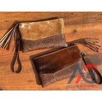 Dompet tangan kulit sapi asli, dompet kantong coklat ukiran Tooled Patch Barat rambut pada kulit bulu