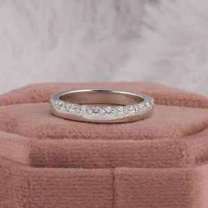 Anillo de Bodas de diamantes para mujer Pave Half Eternity en oro blanco sólido de 14 quilates disponible en oro amarillo y oro rosa - Product Image 2