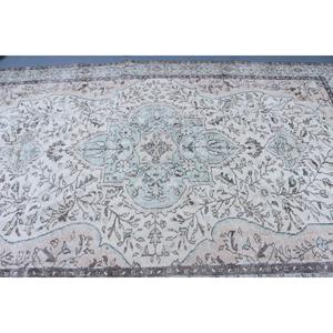 Tapis turc 5,6 x 9,2 pieds, tapis vintage, tapis en laine à motifs floraux blancs - Product Image 4