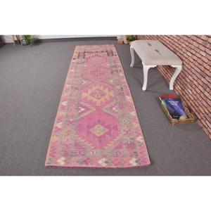 Alfombra Kilim de 3x11.1 pies, Alfombra Turca Vintage, Alfombra Rosada y Gris de Estilo Suroeste - Product Image 1