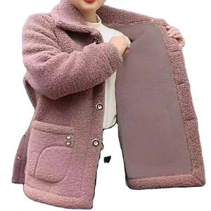 Veste d'hiver en polaire épaisse pour femme, effet peau de serpent, mi-longue, chaude, coupe-vent, écologique, en velours, style maman, en polyester - Product Image 3