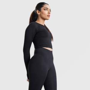 Comfortable Breathable Black Crop <b>Top</b> for <b>Women</b> Custom Logo Casual Sportswear with <b>Mesh</b> for Gym Knitted Fabric - Product Image 5