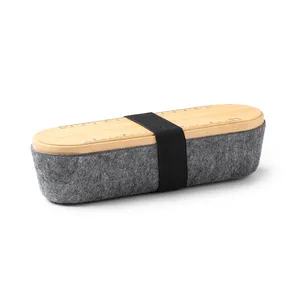 Étuis et sacs à crayons Andria en bambou écologique et RPET, gadgets durables - Product Image 1