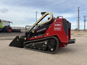 Chargeuse sur chenilles à essence Toro DINGO TXL2000 2026 avec moteur haute performance, PLC et boîte de vitesses - Product Image 1