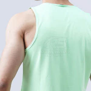 Camiseta Deportiva de Secado Rápido para Hombre, Transpirable, Hecha de Algodón de Alta Calidad - Product Image 5