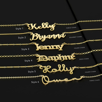 Colliers personnalisés en acier inoxydable, pendentif lettre arabe, bijoux personnalisés, collier avec plaque de nom plaqué or 18 carats