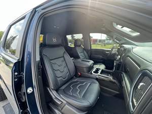 USADO LHD/RHD 2024 CHEVROLET SILVERADO 1500 LIMITED CREW CAB RST BLACK WIDOW 4X4 - Product Image 2