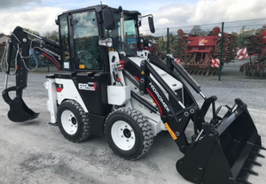 Chargeuse-pelleteuse Hidromek 62ss de 4 tonnes, structure haute stabilité, utilisée, à vendre à prix avantageux - Product Image 5