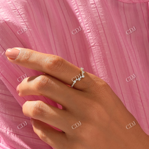 Bague de mariage incurvée en diamant alternatif, anneau délicat en forme de V pour femmes, bague de nidification fine en or 14k 10k 18k - Product Image 4