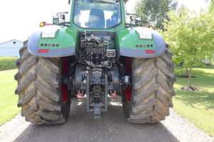 Tracteur Fendt 1050 Vario puissant, modèle de tracteur Fendt à vendre, tracteurs Fendt économiques à vendre, moteur à faible consommation de carburant, puissant - Product Image 6