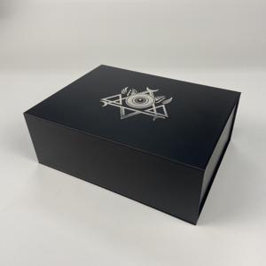 Boîte-cadeau en papier rigide avec impression de logo noir haut de gamme de luxe personnalisé avec insert en mousse graphique <span class=keywords><strong>occulte</strong></span> pour produit Streetwear Tech - Product Image 1