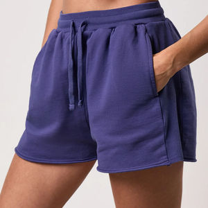 Shorts de survêtement pour femmes en molleton personnalisés, taille plus, avec poches, nouveau design, taille haute, doux et respirant, shorts de course et de gym pour femmes - Product Image 1