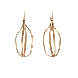 Venta caliente Nuevo diseño Aspecto elegante con hermoso diseño y diseño lujoso Joyería de metal Anillo de oreja con estilo - Product Image 1