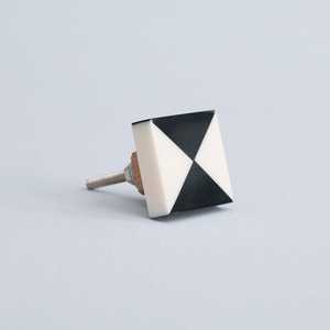 Poignées et boutons de luxe modernes en bois et résine pour portes et tiroirs de cuisine - Product Image 1