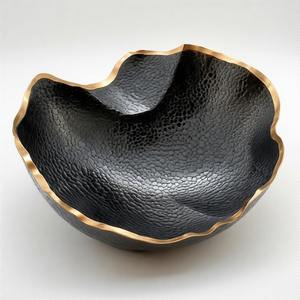 Reliquia plato Royal Bowlware martillado latón artesanal cuenco hecho a mano de lujo Serveware para comedor elegante y amuleto de mesa atemporal - Product Image 6