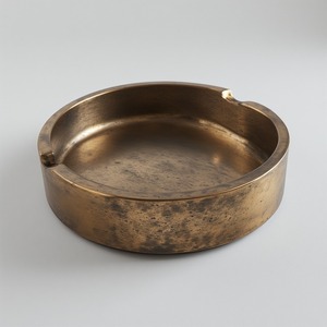 Cenicero de Cigarros de Latón Antiguo con Patrón Hecho a Mano, Acabado Suave y Duradero para Decoración de Interiores de Hogar Moderno - Product Image 6