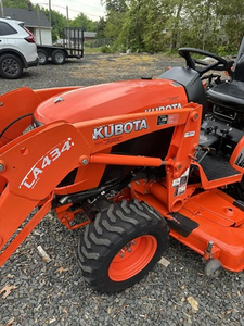Mejor proveedor 2017: Tractor compacto Kubota B2601HSD de 25HP 4WD diésel hidrostático con cargador frontal en venta - Product Image 6