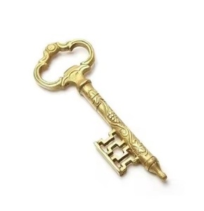 Ouvre-bouteille décoratif en métal en forme de clé, ouvre-bouteille tribal pour bière, ouvre-bouteille en laiton doré, articles cadeaux uniques et élégants, ensemble de bar - Product Image 1
