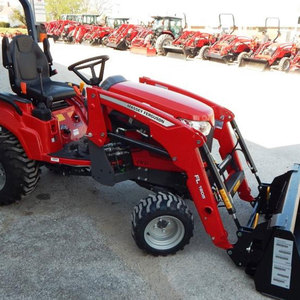 Tracteur Massey Ferguson GC1725M tracteur agricole 4WD d'occasion de qualité supérieure machine agricole prix de gros pompe compacte et fiable - Product Image 2