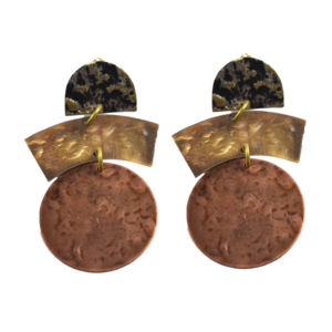 Boucles d'oreilles pour femmes de qualité standard, nouveau design, pour les événements de mariage et autres fonctions, design décoratif, meilleurs accessoires de mode - Product Image 2