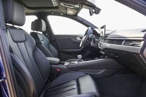 2022ออดี้ A4 Quattro Premium PLUS S line 45 TFSI AWD สำหรับการขายการจัดส่งถึงบ้าน - Product Image 3