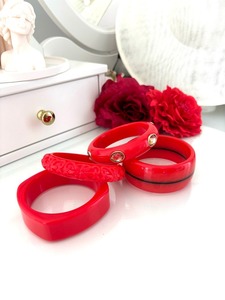 UJBOX fábrica al por mayor moderno colorido mujeres rojo transparente plástico acrílico resina ancho brazaletes pulseras muñeca joyería regalo para ella - Product Image 6