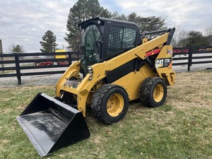 รถตักล้อยาง Cat 272D2 XHP พร้อมอุปกรณ์ตัดหญ้า กำลังขายดี รถตักขนาดกะทัดรัดสำหรับงานหนัก ราคาโรงงาน - Product Image 3