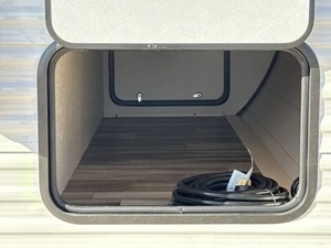 Nouvelle caravane Jayco Jay F-l-i-g-h-t Slx 265BHS 2026 à vendre pour le camping et les voyages - Product Image 3