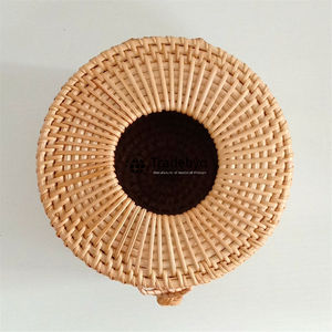 Caja de Pañuelos Cuadrada de Ratán de Primera Calidad, Elegante Portapañuelos Tejido a Mano para Uso Diario, Tradebyd - Product Image 4