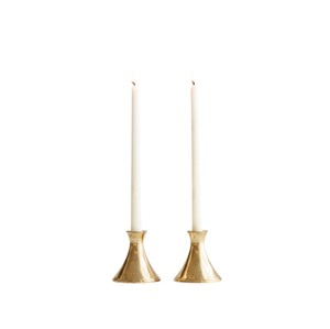 Ensemble de 2 bougeoirs en métal argenté élégants, design floral, tige torsadée moderne, décoration de table, bougeoir, prix le plus bas - Product Image 4