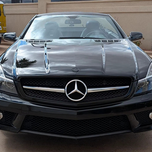 Mercedes-Benz SL63 AMG 2011 Usado, 7600 Millas, Motor V8 de 6.2 Litros, Mayormente sin Modificaciones - Product Image 1