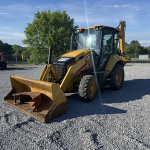 2017 CAT 420F2 chargeuse-pelleteuse 4X4 Power Shift Transmission Bons pneus-Excellent produit - Product Image 1