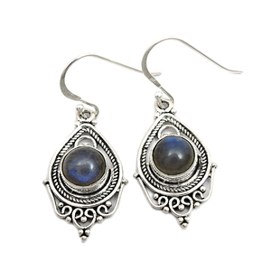 Meilleure vente Produit de qualité supérieure en vente Boucles d'oreilles en argent sterling 925 en labradorite naturelle, aspect artisanal, bijoux faits main - Product Image 1