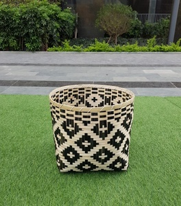 Cesta de bambú natural de diseño único para almacenamiento en el hogar y la cocina 100% material de bambú de la mejor calidad hecho en Vietnam - Product Image 4