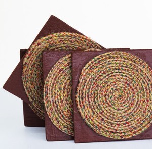 Nouvel arrivage Dessous de verre en jute Vente élevée Assiette de présentation en jute de qualité supérieure Élégante pour décoration de table d'hôtel à domicile - Product Image 1
