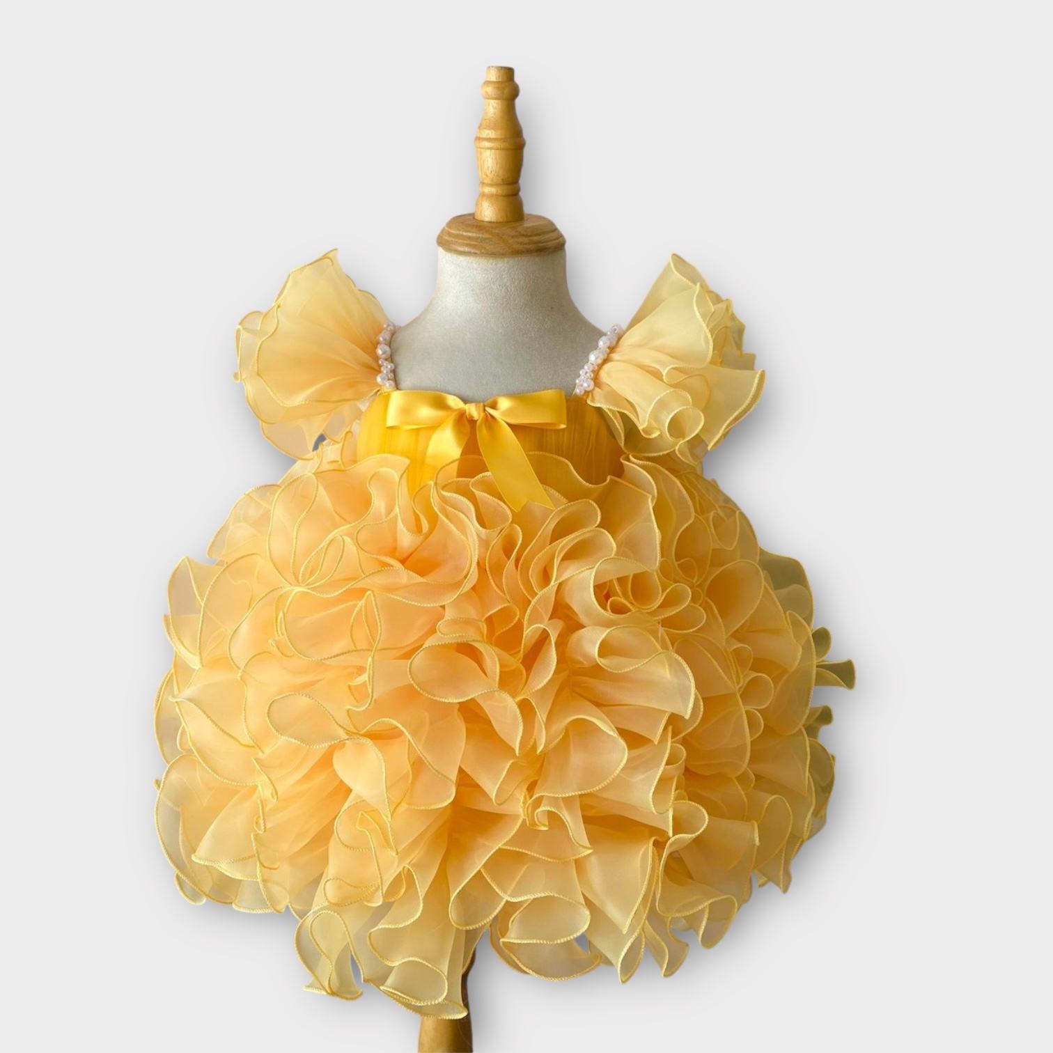 สีเหลือง