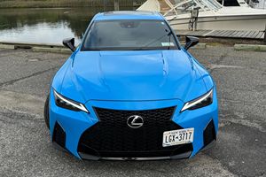 Lexus IS 500 Premium ปี 2024 สภาพดีเยี่ยม เครื่องยนต์ V8 472 แรงม้า รุ่นพิเศษ 1 ใน 150 คัน พร้อมแพ็คเกจตกแต่งพิเศษ ส่วนใหญ่ยังไม่ได้ดัดแปลง - Product Image 1