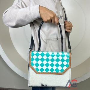 กระเป๋าถือแฟชั่นสะพายข้างของผู้หญิงความจุมากหนังวัวลายลายตารางหมากรุกสีเทอร์ควอยซ์มาใหม่2025 - Product Image 1