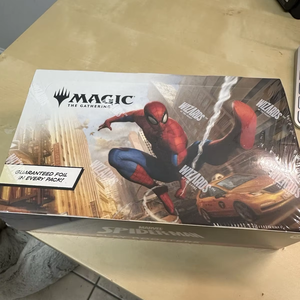 MTG : Boîte de jeu Spiderman Play Booster. 30x Pack anglais scellé - Product Image 1