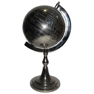 Design Antique en Aluminium Globe Décoratif de Bureau Look Vintage en Métal Article Cadeau en Laiton Globe Nautique Vacances de Noël en Gros - Product Image 4